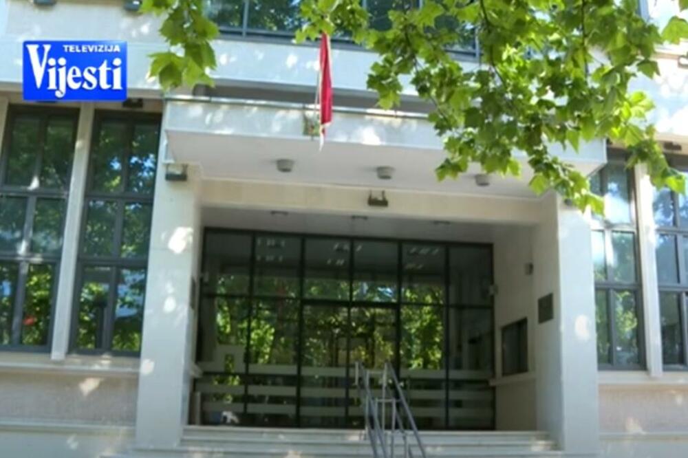 Kriza vlasti u više opština, Podgorica i Berane najbliži vanrednim izborima