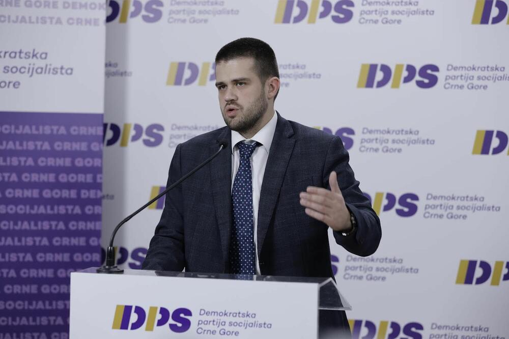 Nikolić: PES strahuje od izbora u Podgorici, pregovara se o tome da svi konstituenti Vlade budu na jednoj listi