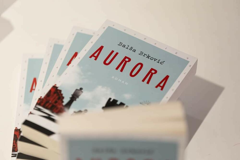 Savremeni roman - "Aurora" Balše Brkovića: Intertekstualne bravure i žanrovska raznolikost