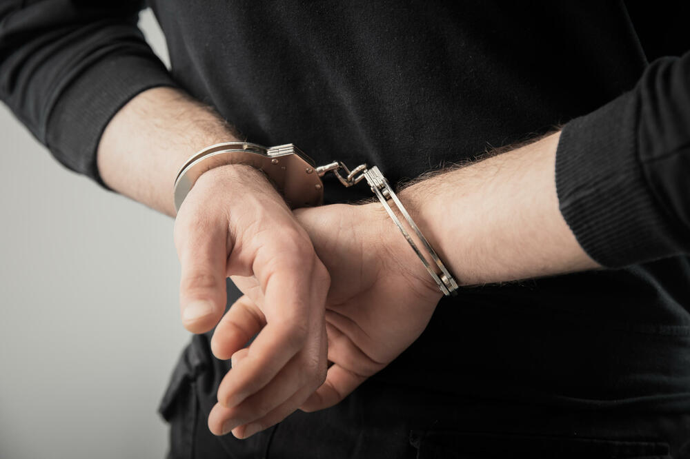 Uhapšen osumnjičeni za seksualno uznemiravanje maloljetne osobe u Kolašinu