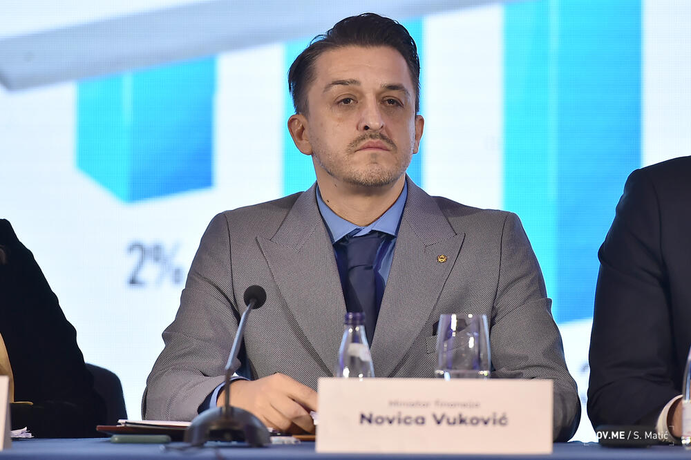 Vuković: Oko 300 hiljada zaposlenih u Crnoj Gori primiće od 1. oktobra uvećane zarade