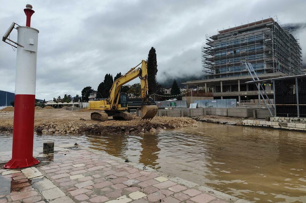 A da betoniramo cijeli zaliv...