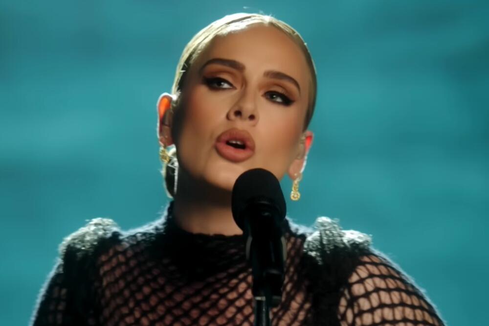 Adel transformiše Staloneovu kuću