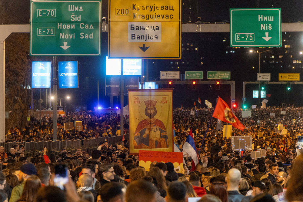 AFP o protestima u Srbiji: Mladi se digli protiv sistema smatrajući ga sve manje demokratskim