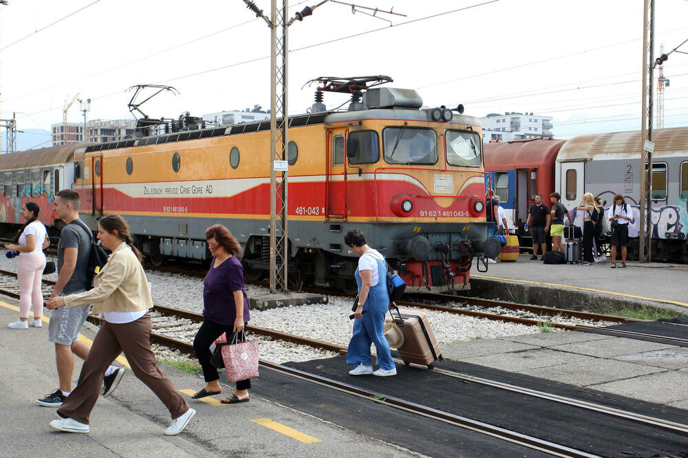 Agencija za željeznice u poslu od maja