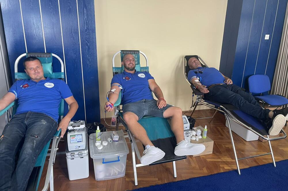 Akcija dobrovoljnog davanja krvi u Herceg Novom - memorijal posvećen ubijenom policajcu Lekoviću