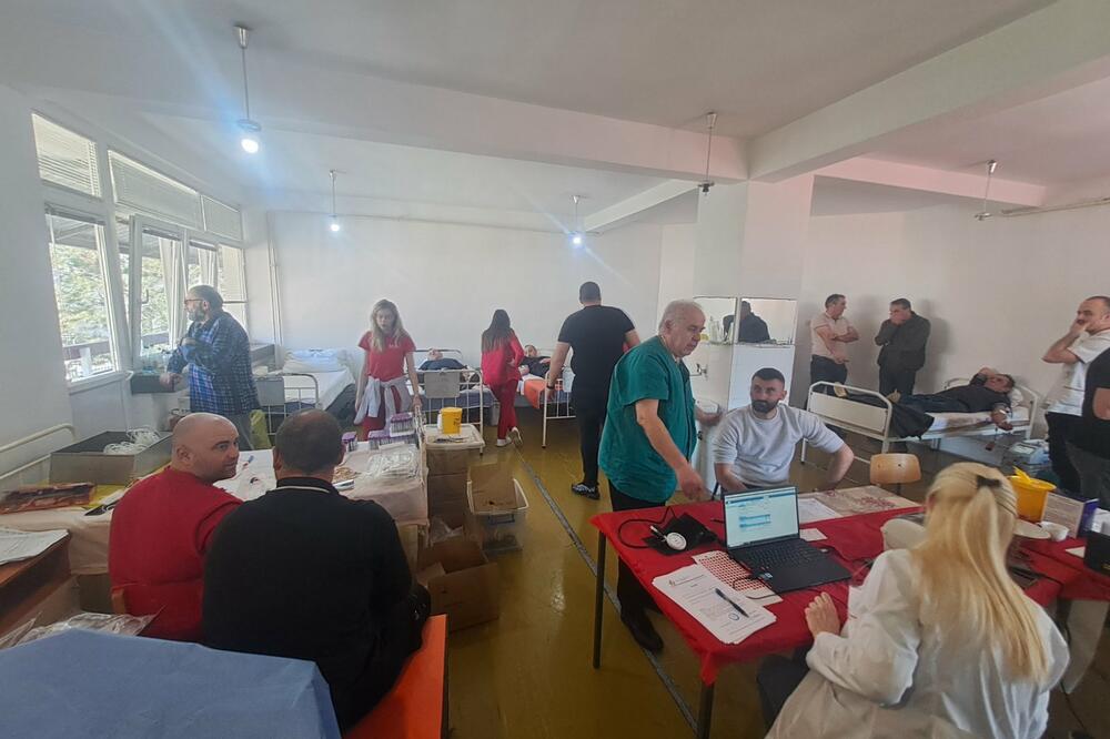 Akcija dobrovoljnog davanja krvi u Plužinama, prikupljeno 75 jedinica dragocjene tečnosti