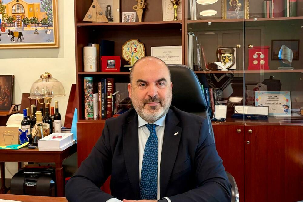 Ambasador Kipra Andreas Fotiu za "Vijesti": Izrada pristupnog ugovora zavisi od tempa pregovora