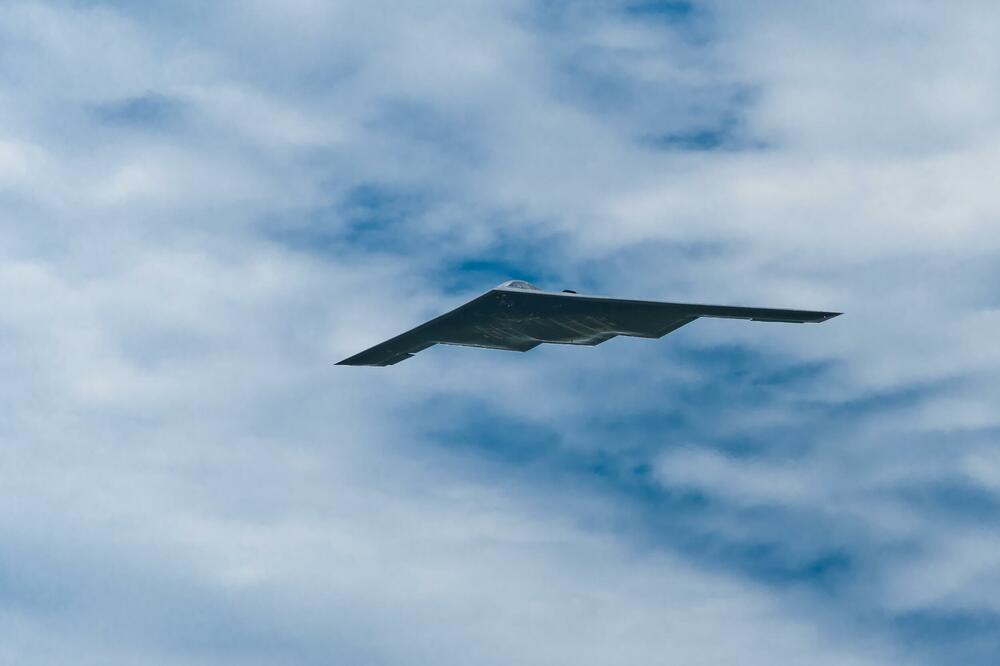 Američki zvaničnici: SAD premještaju bombardere B-2 na Guam