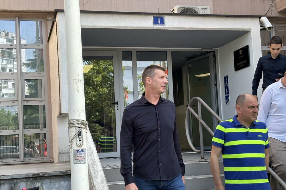 Andrej Vučić: Cilj je bio dehumanizacija i kriminalizacija mog brata i predsjednika Srbije, Aleksandra Vučića
