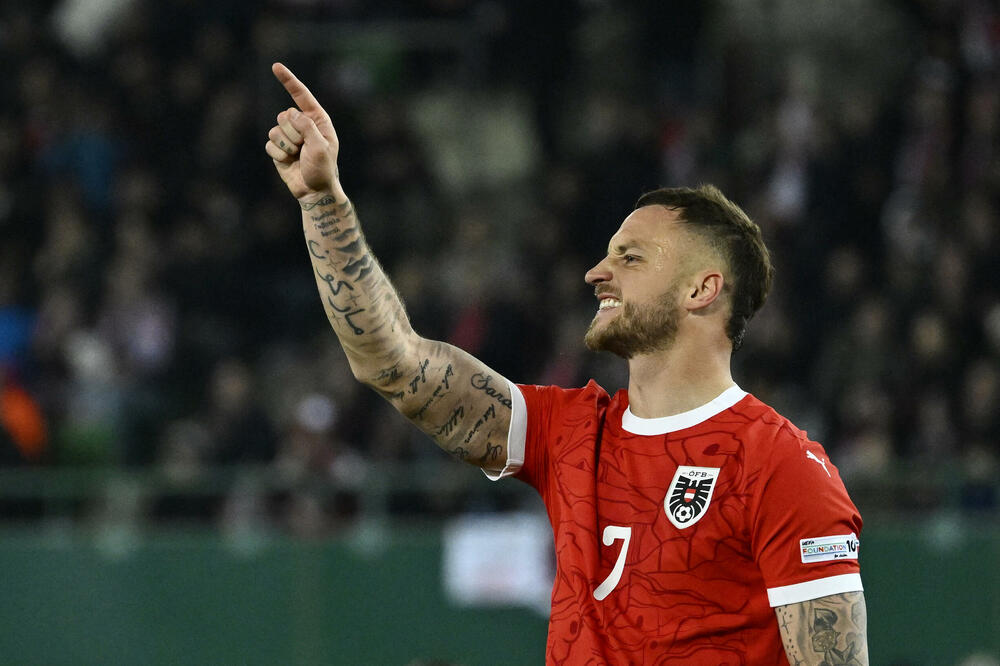 Arnautović sletio u Beograd