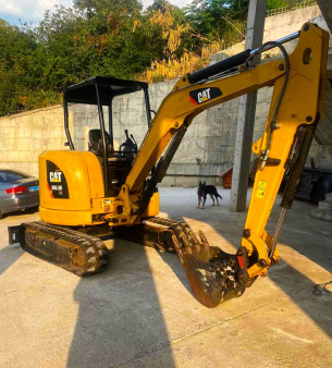 Bager CATERPILLAR 303.5 E 