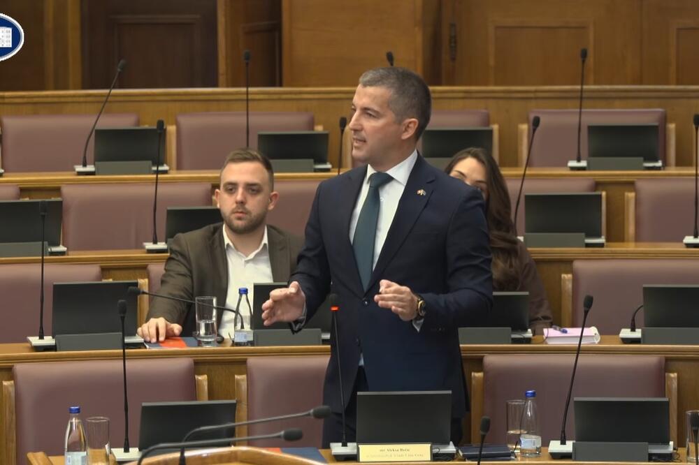 Bečić: Prethodne Vlade donijele zakone koji omogućavaju veting u policiji, ali nisu to sprovodile