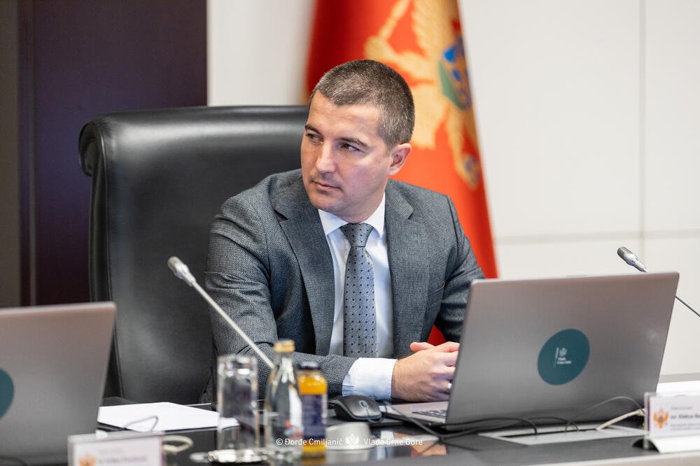 Bečić: Vrata naše zemlje otvorena za sve koje poštuju zakon