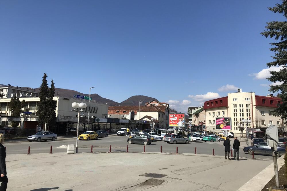 Berane: Osumnjičen da je vozilom krenuo na sinovca i da mu je prijetio