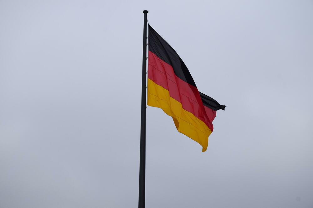 Berlin odbio Putinov predlog da posrednik za Ukrajinu bude bivši njemački kancelar Šreder
