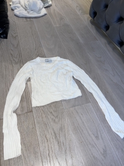 Bershka top S velicina