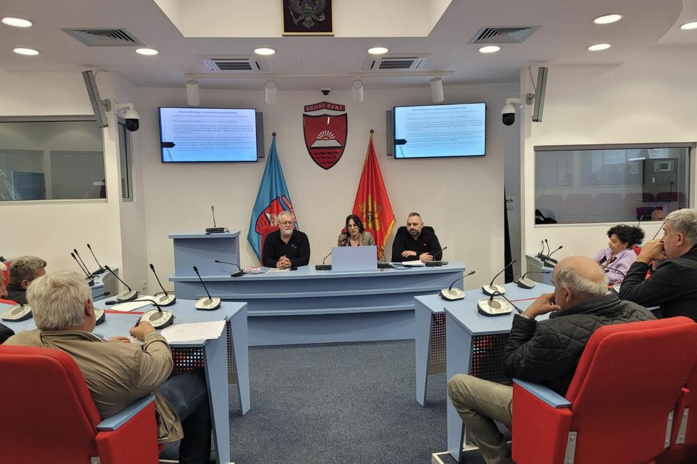 Bijelo Polje: Mještani pozdravili odluku o Ćehotini, smatraju da prvo treba izgraditi kolektor i više uložiti u puteve
