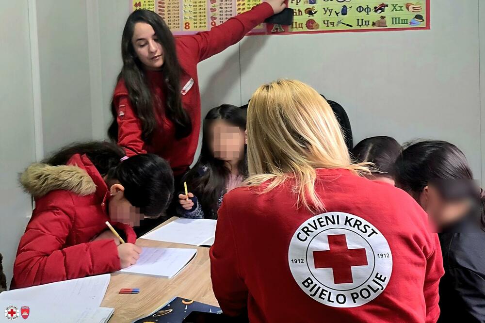 Bijelo Polje: Započe ciklus edukativnih radionica za djecu romske zajednice