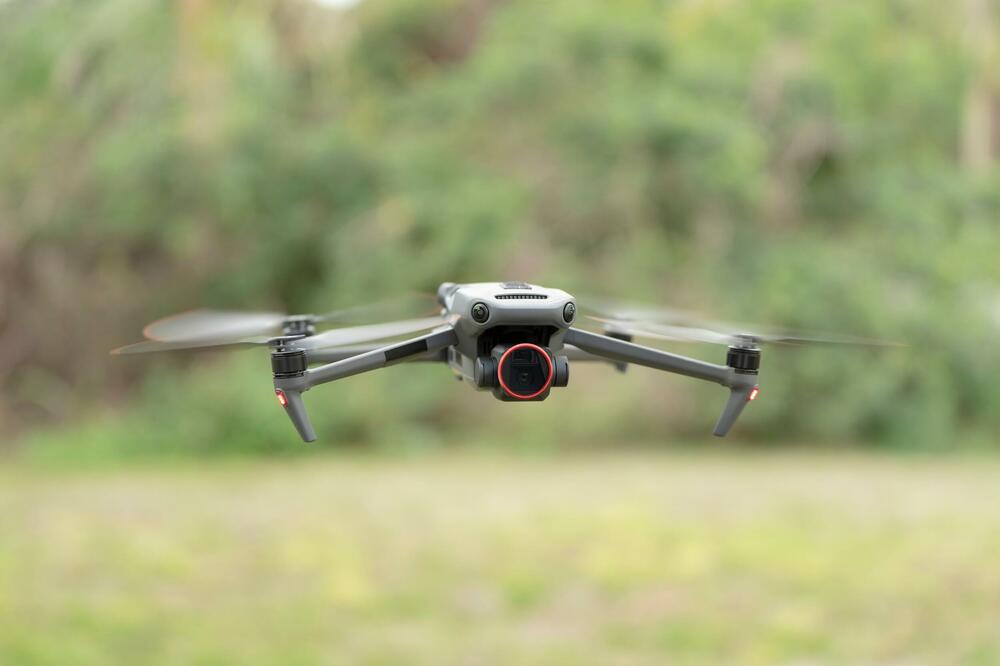 BIRN: Srbija sa Izraelom gradi fabriku dronova u Šimanovcima