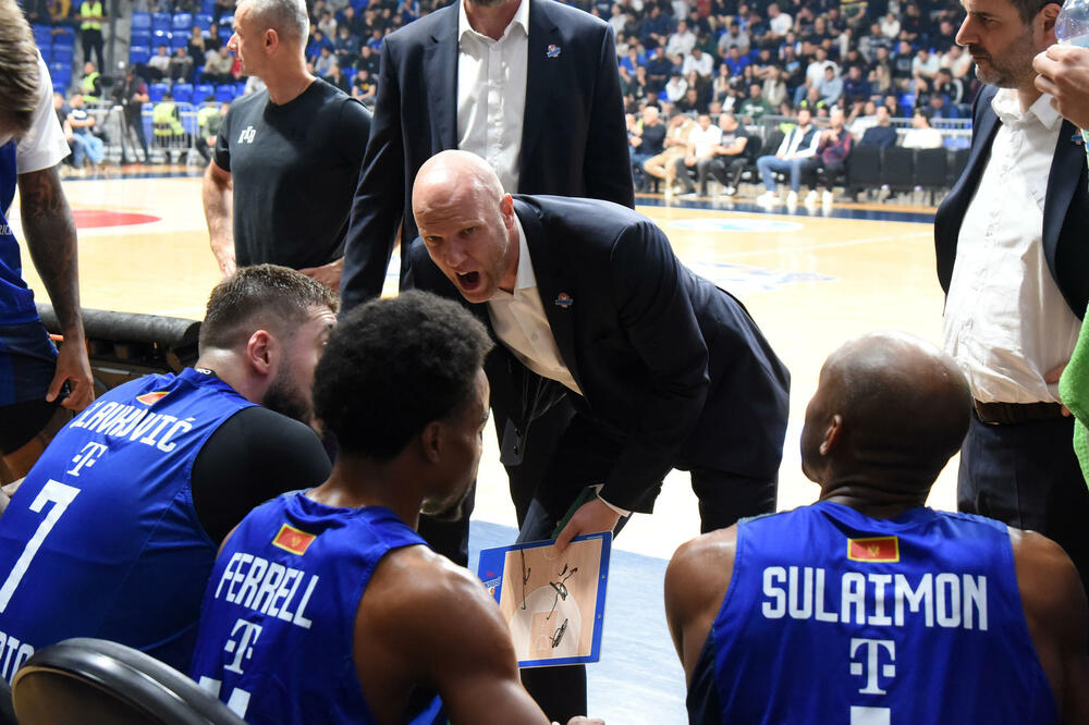 Budućnost Voli danas u podne počela prodaju paketa ulaznica sa Klužom, u Evrokupu i AdmiralBet ABA ligi