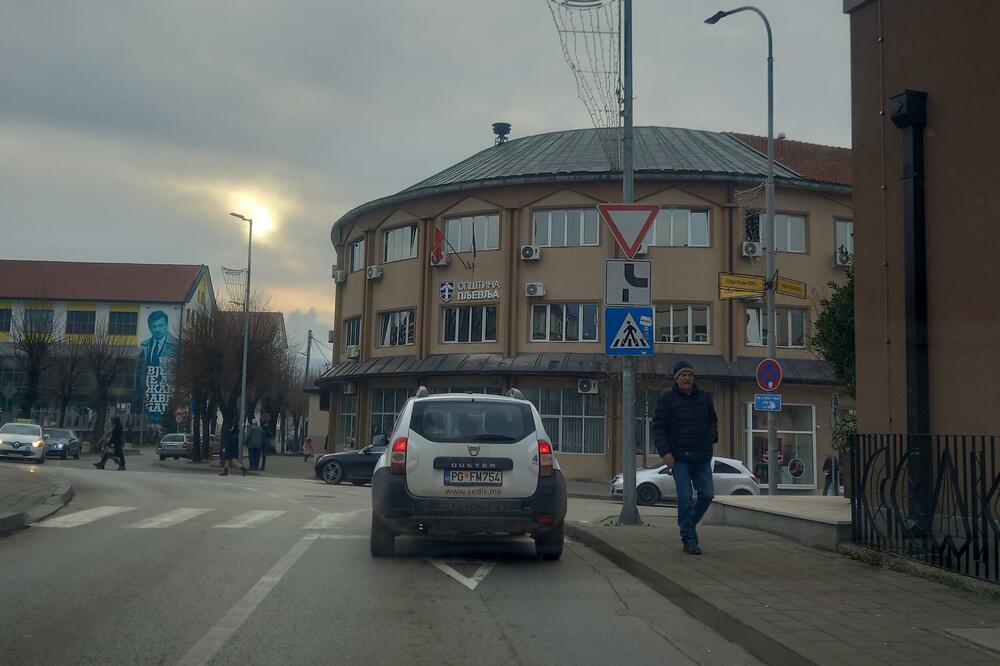 Bivši radnici Agencije za stambeno-poslovni fond Opštine Pljevlja i dalje bez plata