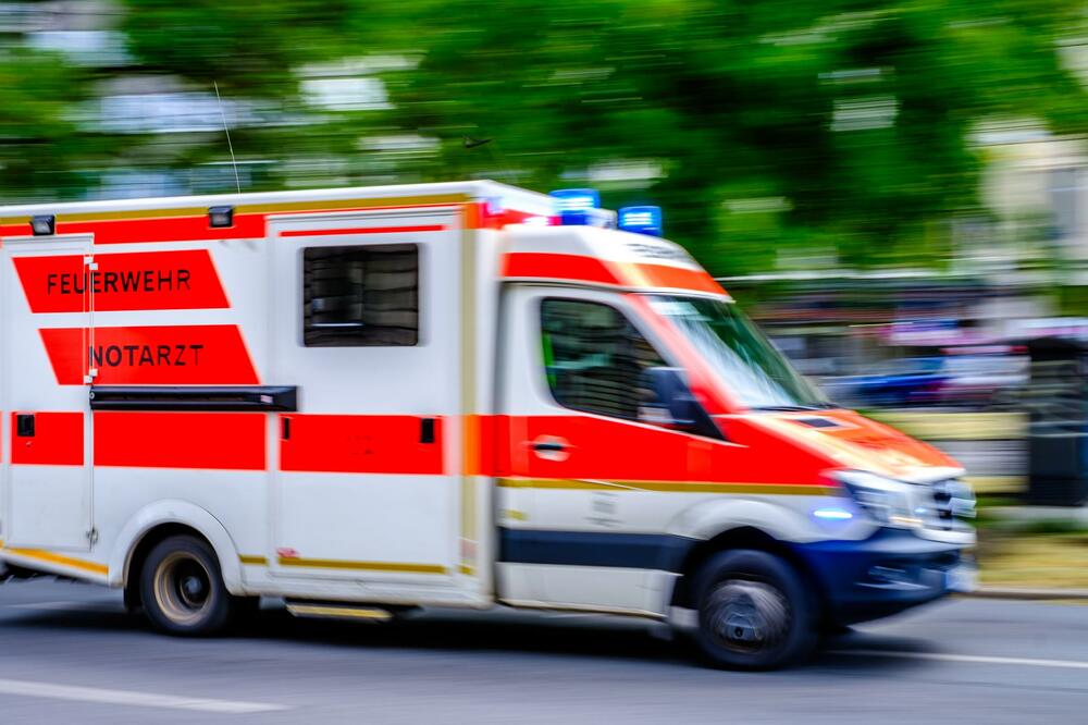 Bjelopoljac preminuo, reanimiran nakon prijema zbog ujeda pčele