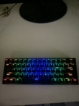 BLUETOOTH GAMING TASTATURA