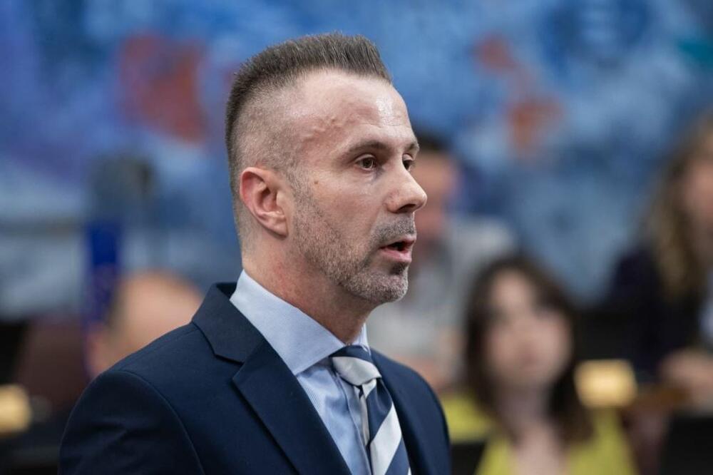 Bogdanović: Mi sa EU, Milatović sa DPS-om, svako sebi nađe društvo