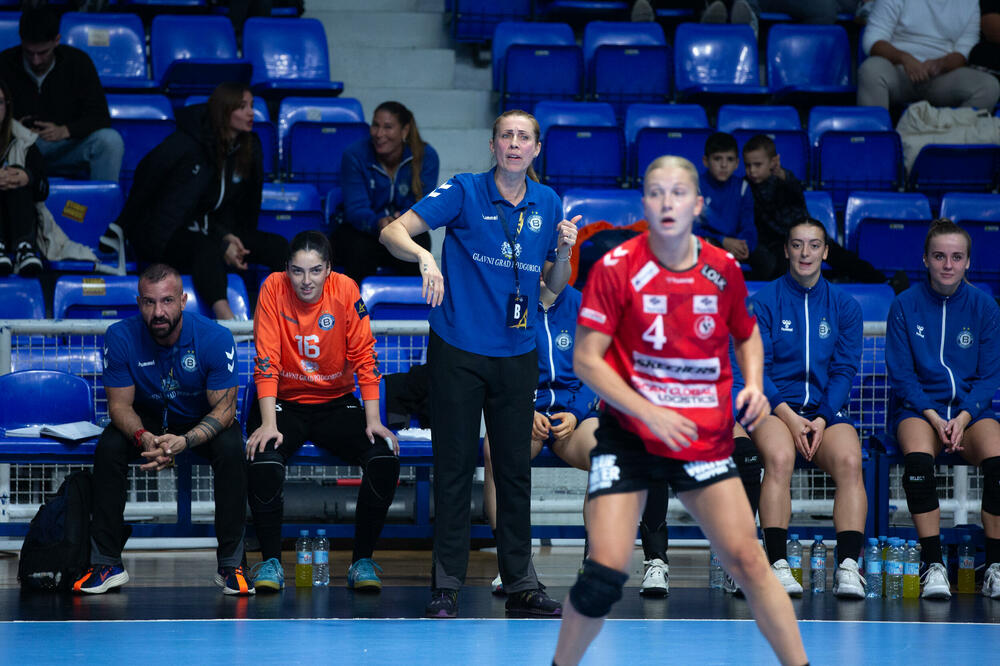 Bojana Popović se vraća u klupski rukomet