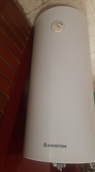 Bojler Ariston 50 litara