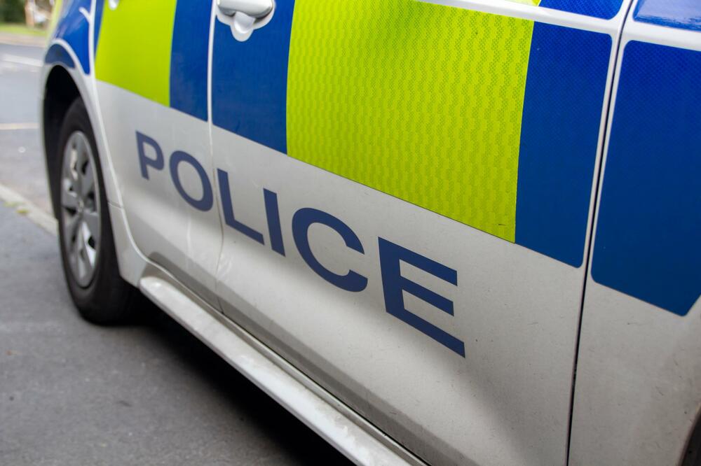 Britanija ispituje da li je Epstin koristio aerodrom za trgovinu ljudima