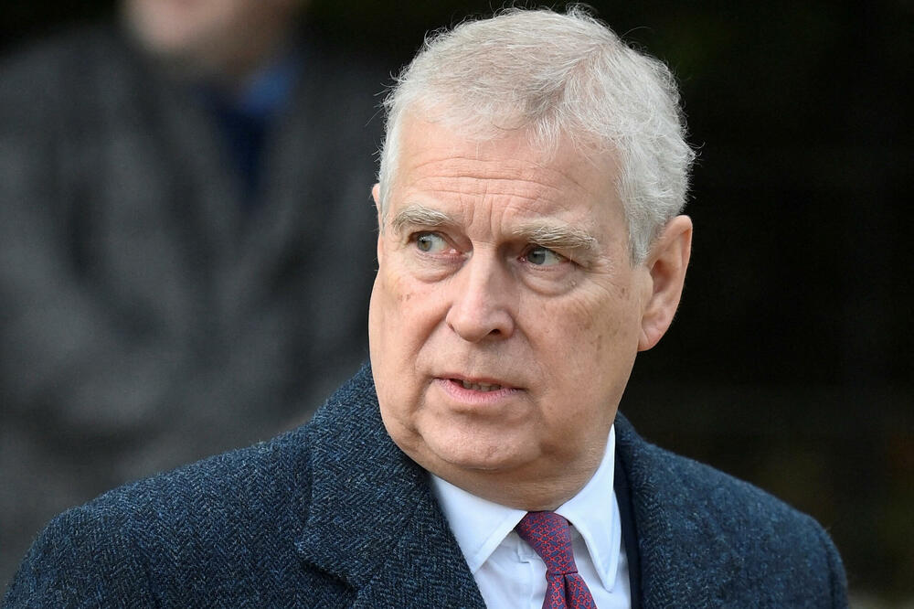 Britanski princ Endru se odrekao svih titula
