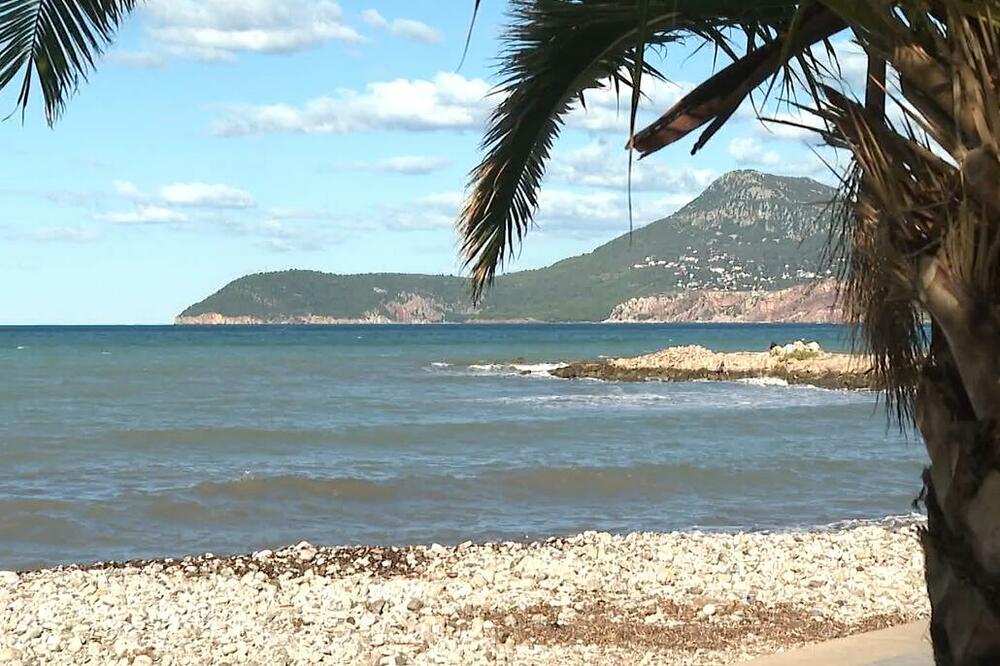 Broj turista raste, ali se zadržavaju kraće nego ranije: Ukupan broj noćenja u padu drugu godinu zaredom