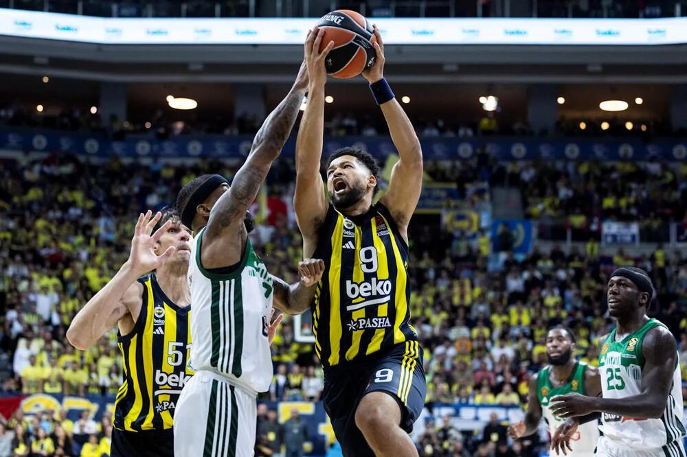 Budućnost jača za bivšeg beka Fenerbahčea i igrača sa 105 NBA utakmica