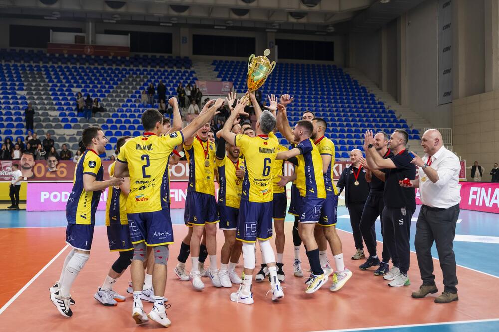 Budvani osvojili Kup, Radunović poručuje: Preostaje nam ono najbitnije, a to je borba za titulu