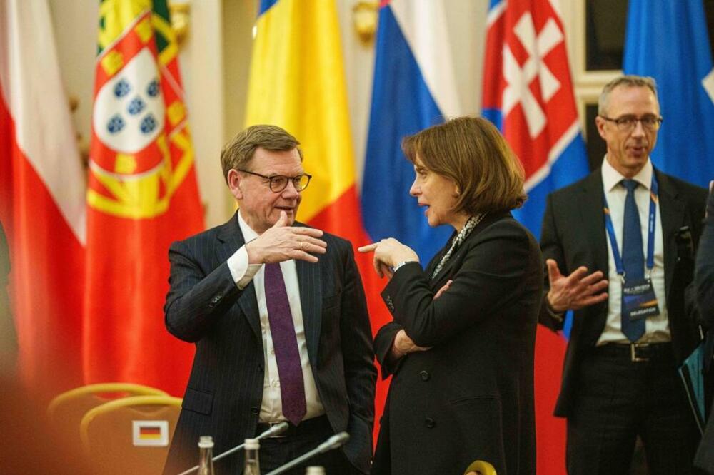 Bugarska ide u London, ali nije i ne želi da bude dio rata sa Iranom, kaže šefica diplomatije