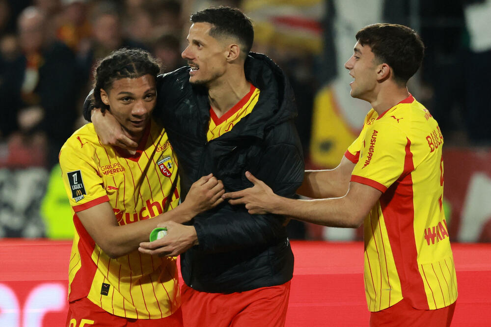 Bulatoviću lijepo u Lansu, asistirao za Ligu šampiona