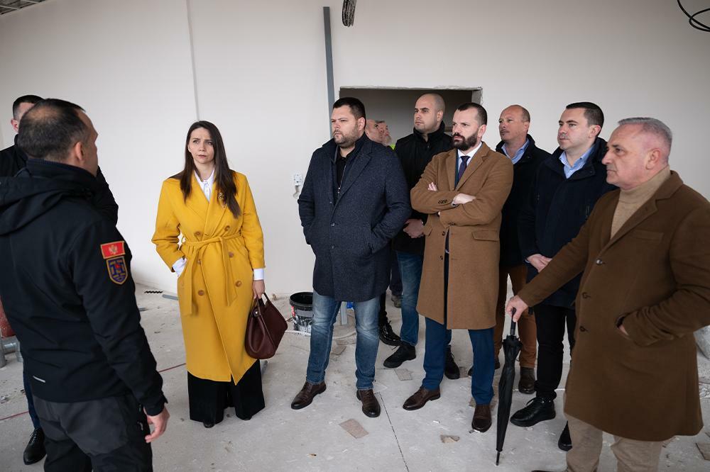 Butorović i Adžović posjetili Nikšić: Završetak gradnje novog vatrogasnog doma je prioritet