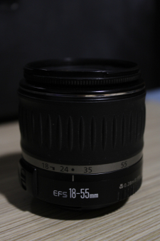 Canon EF-S 18-55mm