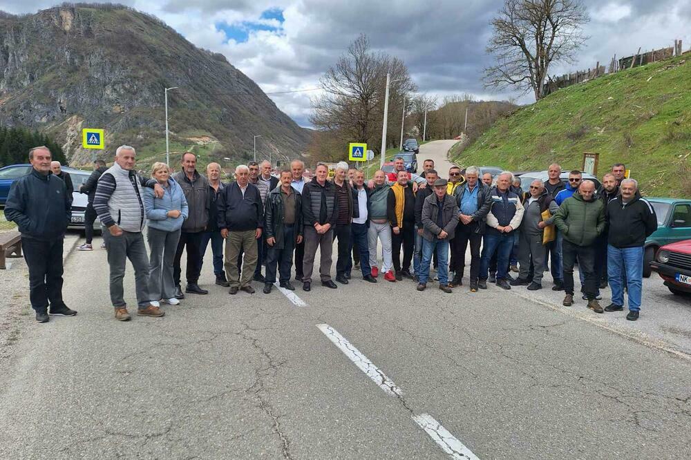 Čarapić nije otkrio karte partnerima iz koalicije: Predstavnici parlamentane većine sastaće se sa šavničkom opozicijom