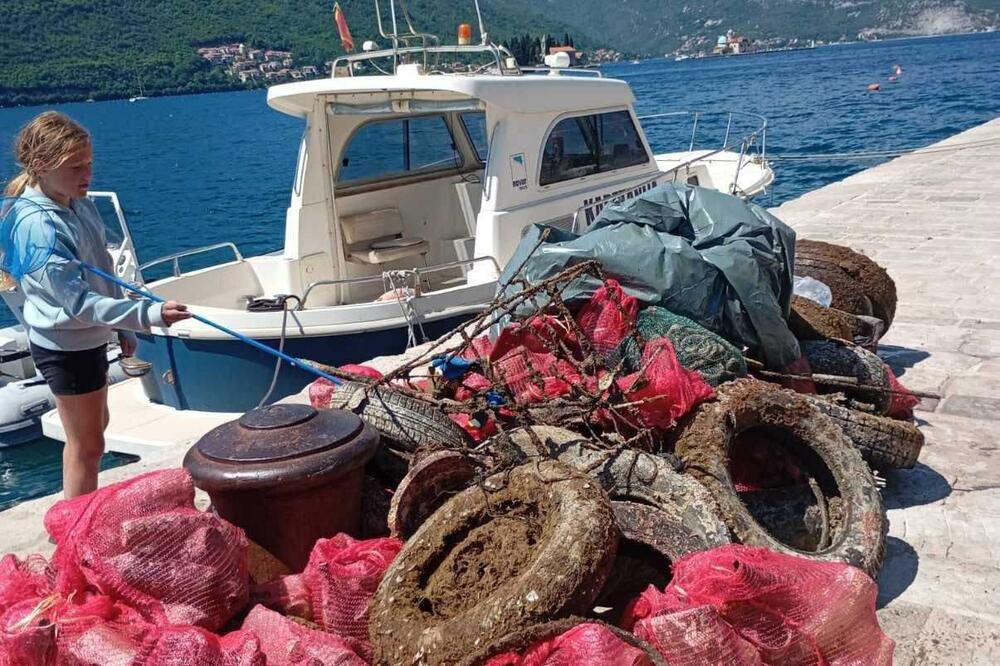 Caritas Kotorske biskupije u Perastu organizovao ekološku akciju