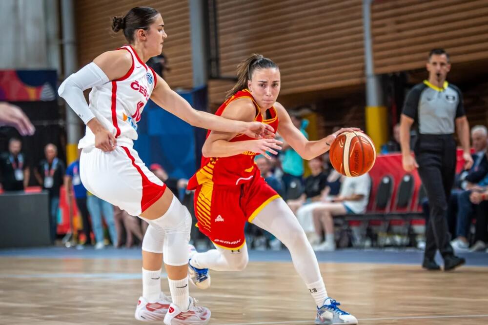 Čehinje prejake za naše košarkašice: Ubjedljivih minus 45 na startu Eurobasketa