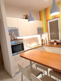 Centar, opremljen jednosoban stan, 44m2