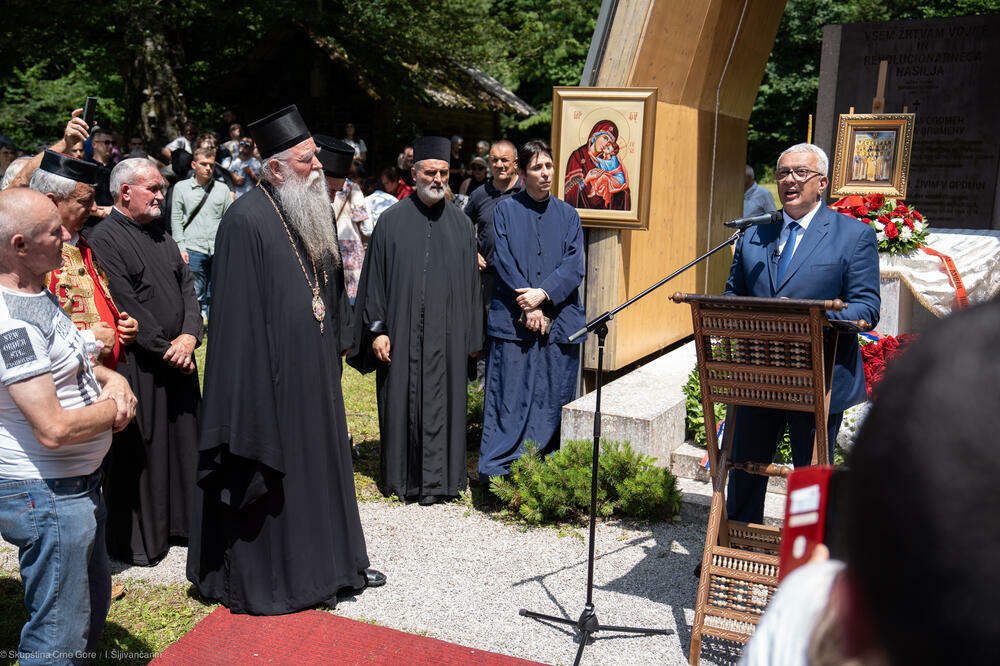 Četa mala, ali odabrana