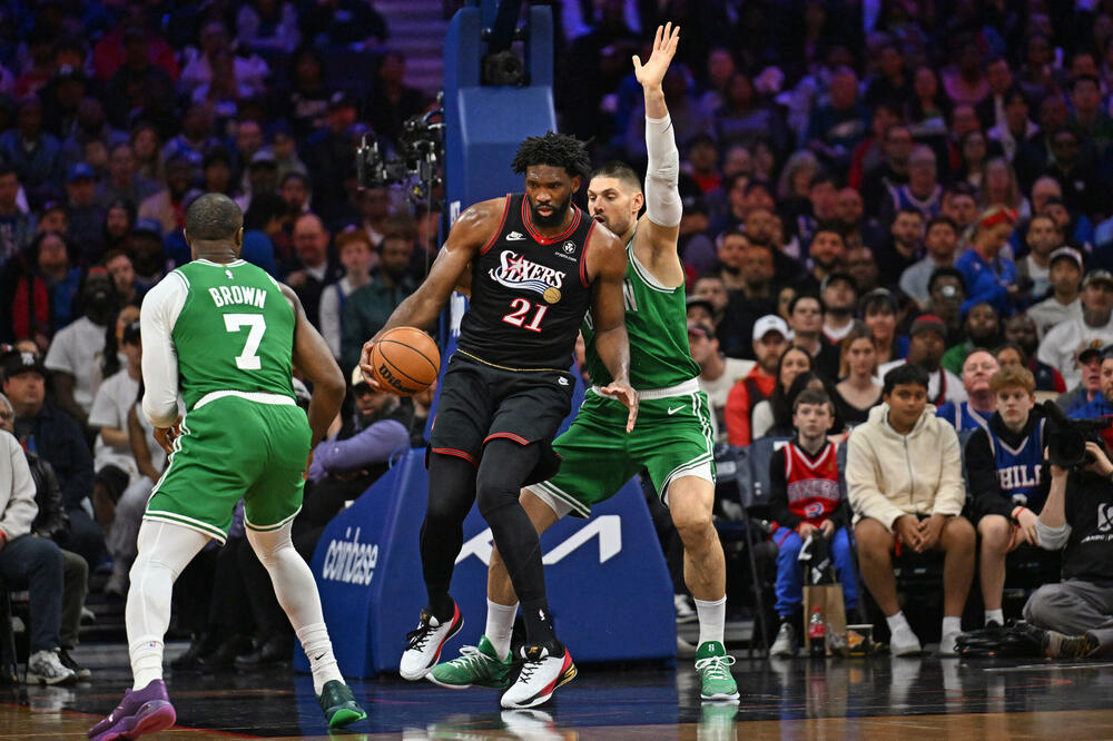 Četiri poena Vučevića, Boston na korak od polufinala