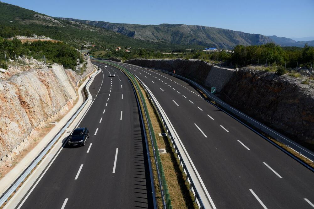 Četiri ponude za projektovanje i izgradnju druge dionice auto-puta od Mateševa do Andrijevice