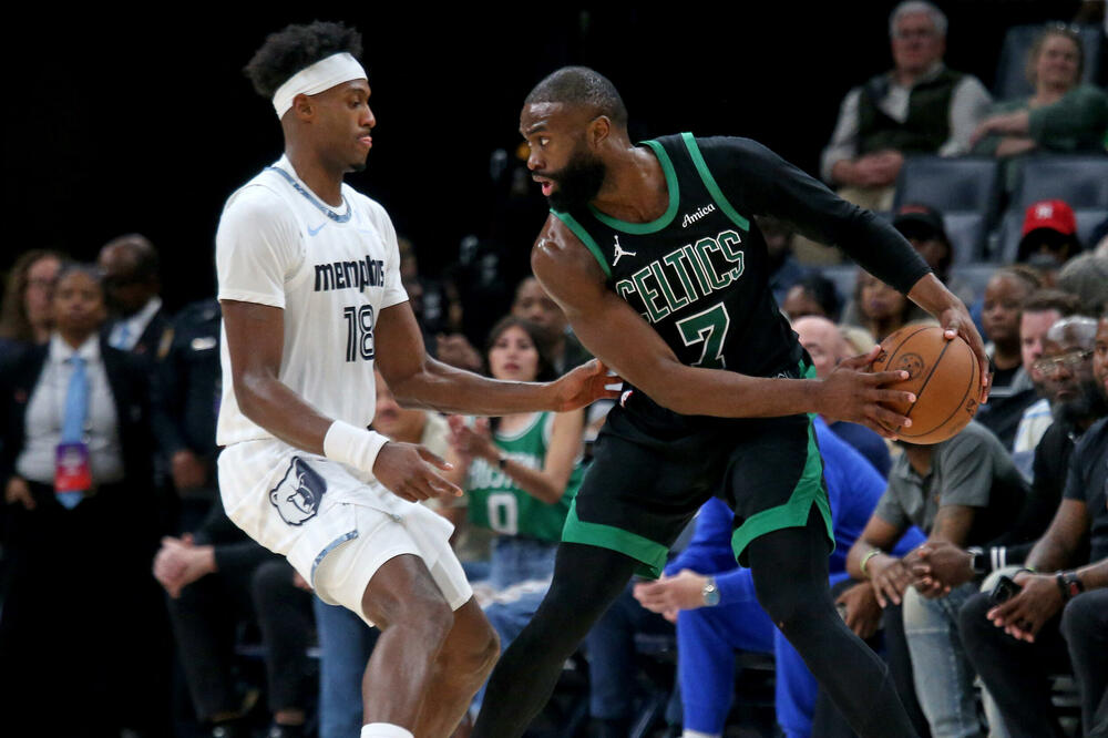 Četvrta pobjeda zaredom Bostona, Seltiksi savladali Memfis