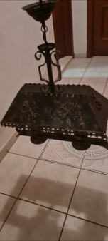 Cetvrtasti bakarni ,rusticni luster.