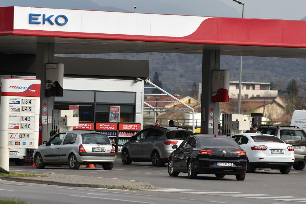 Cijene neće skoro padati, država da smanji dažbine: Štern za "Vijesti" o dešavanjima na berzama i preporukama za Vladu